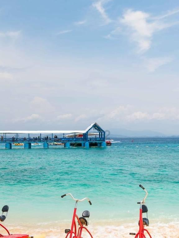 探索天涯,畅谈We+went+camping+at+sea这句话有问题吗?